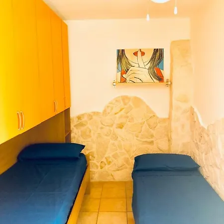 C.b.guesthouse Hébergement de vacances *