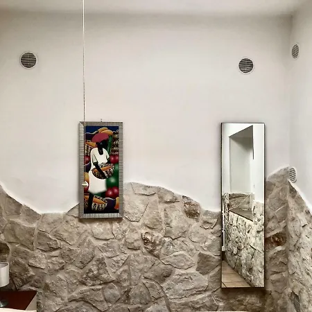 C.b.guesthouse * Бари